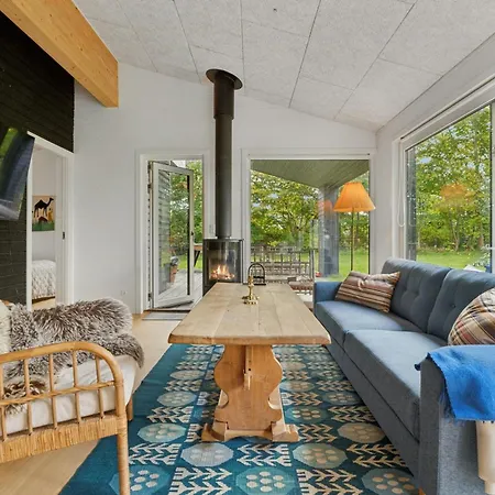 With Large Doors And Forest Ferienhaus *