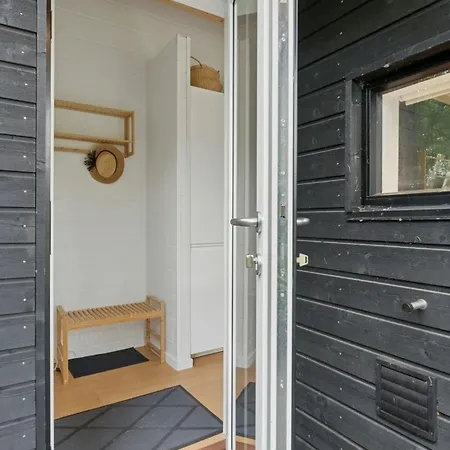 Ferienhaus With Large Doors And Forest *
